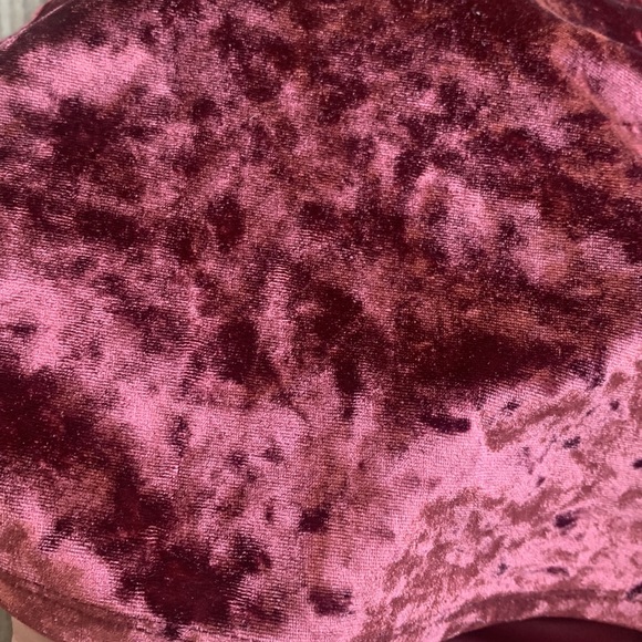 Kimchi Blue Urban Outfitters crushed velvet fitted dress - Picture 2 of 4